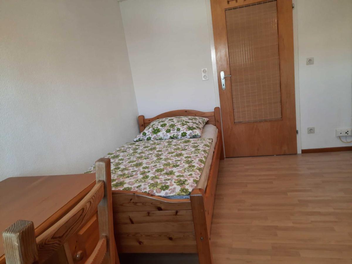 Haus Waldeck Apartment Furtwangen Exterior foto